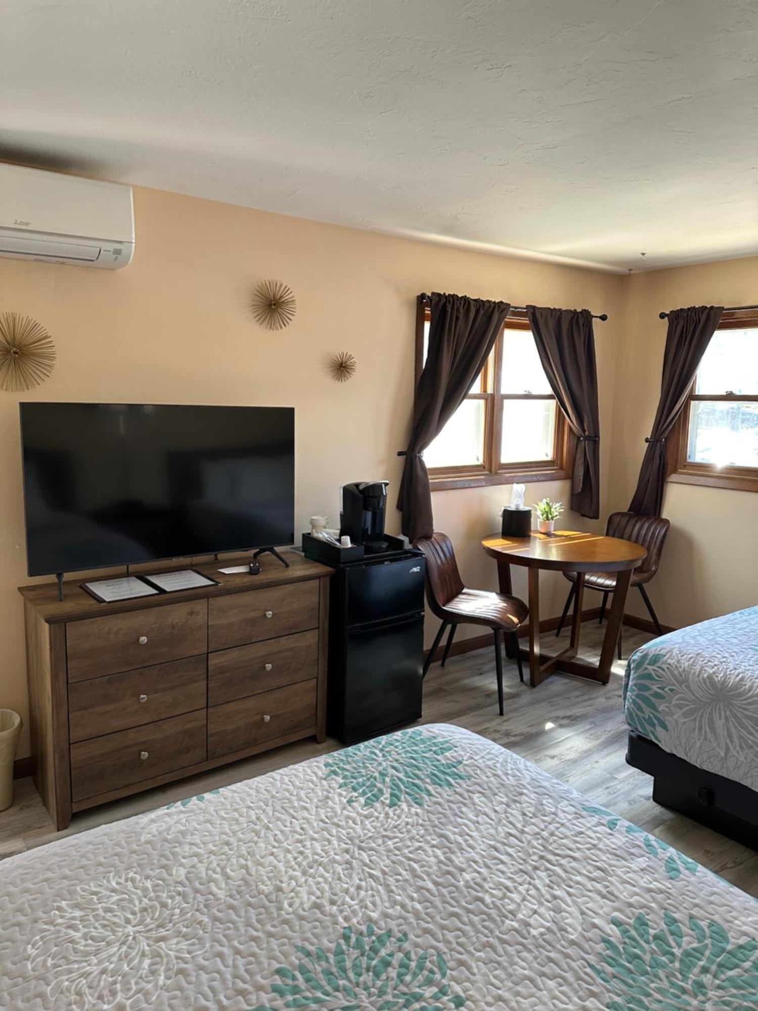 Downtown Inn Sister Bay Εξωτερικό φωτογραφία