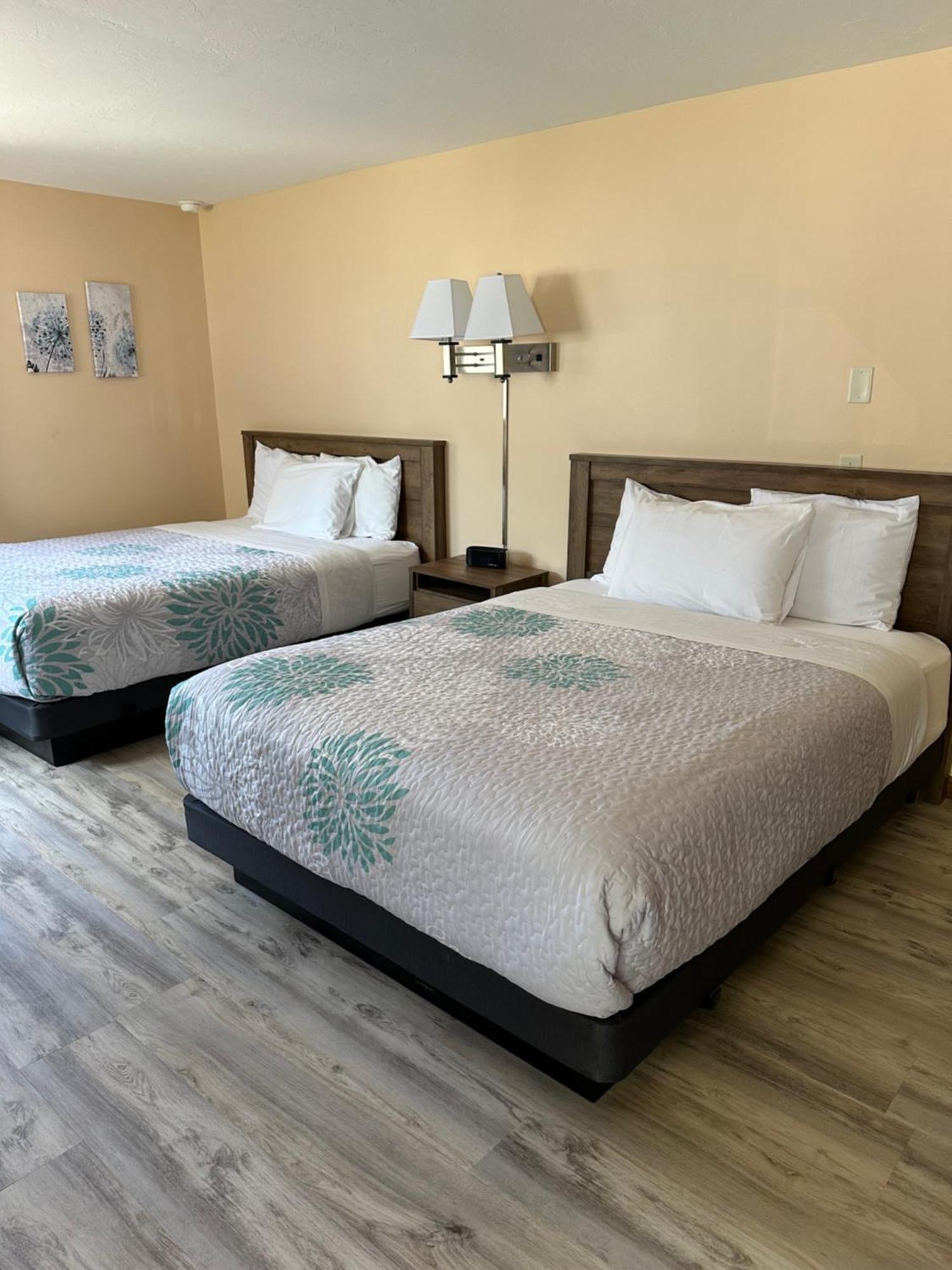 Downtown Inn Sister Bay Εξωτερικό φωτογραφία